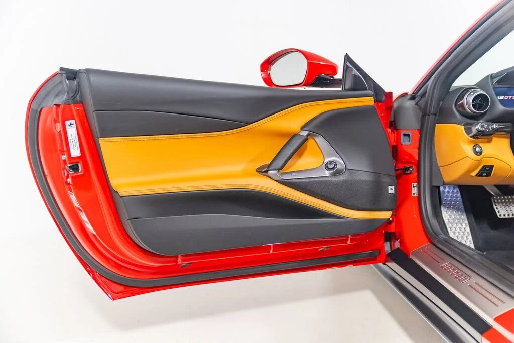 2023 Ferrari 812 GTS - Image 26 of 31