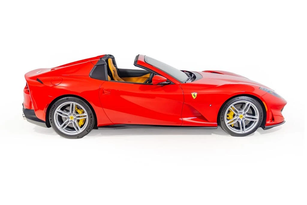 2023 Ferrari 812 GTS - Image 20 of 31