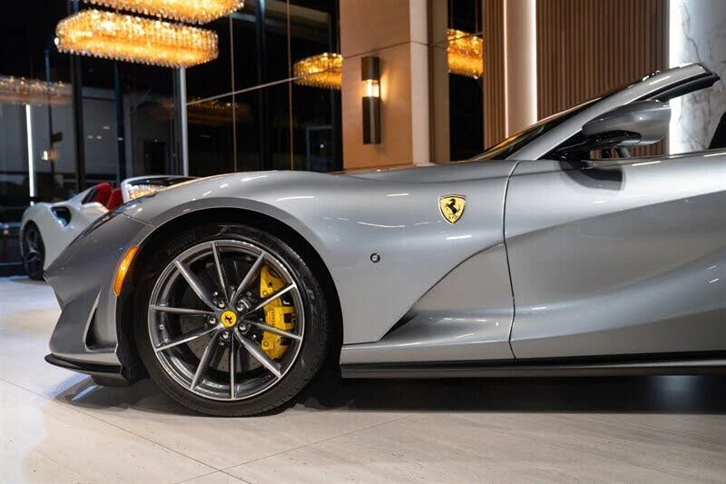 2023 Ferrari 812 GTS - Image 11 of 31