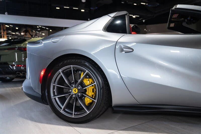 2023 Ferrari 812 GTS - Image 28 of 31