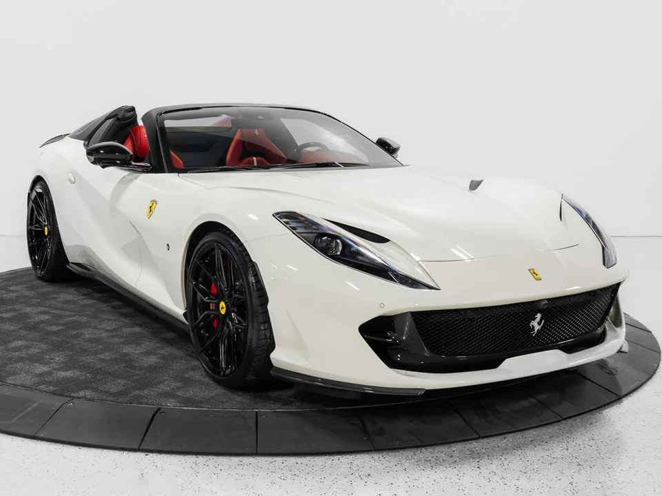 2023 Ferrari 812 GTS - Image 13 of 31