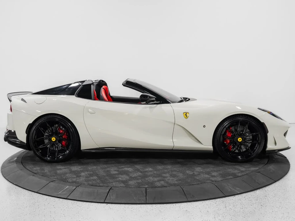 2023 Ferrari 812 GTS - Image 11 of 31