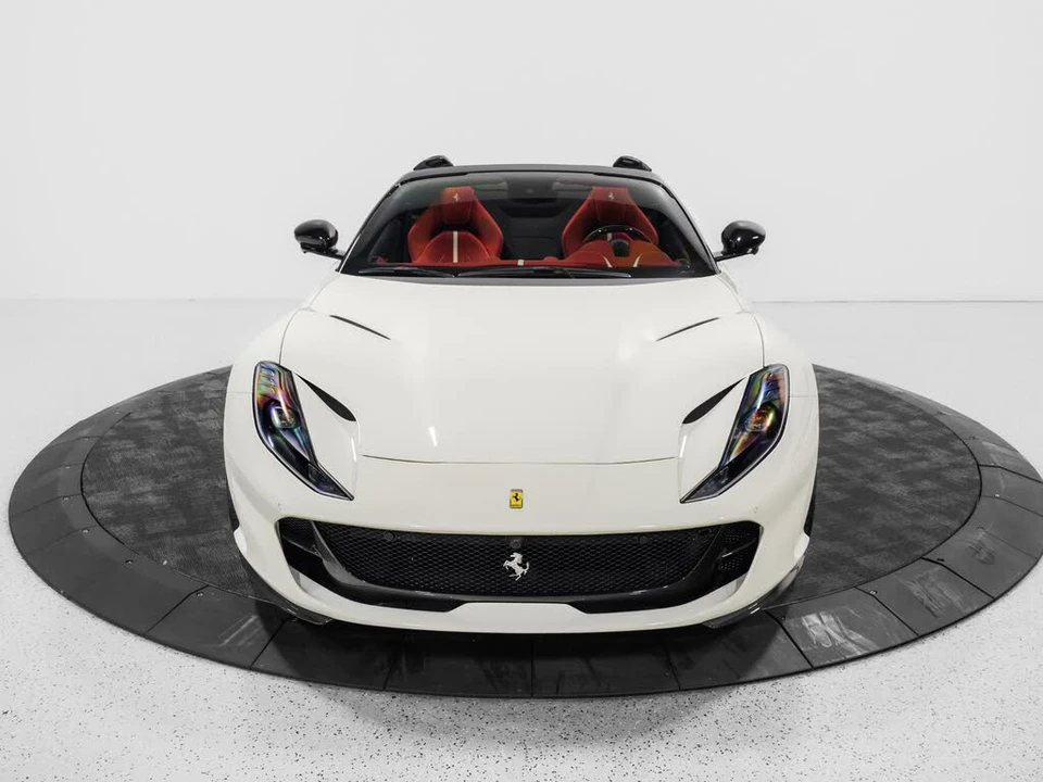 2023 Ferrari 812 GTS - Image 15 of 31