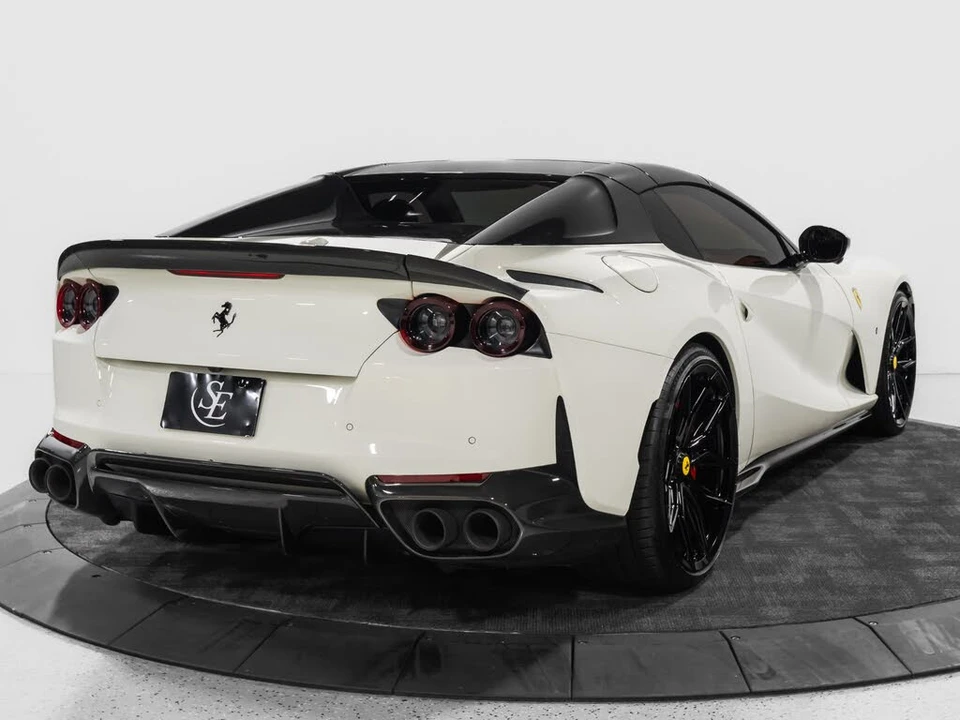 2023 Ferrari 812 GTS - Image 22 of 31