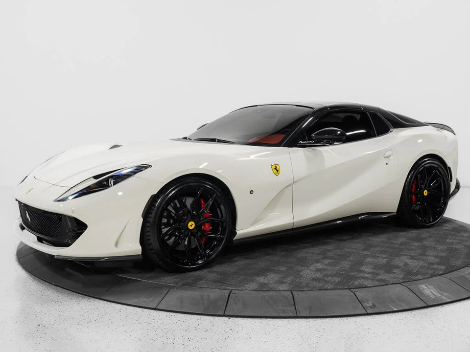 2023 Ferrari 812 GTS - Image 17 of 31