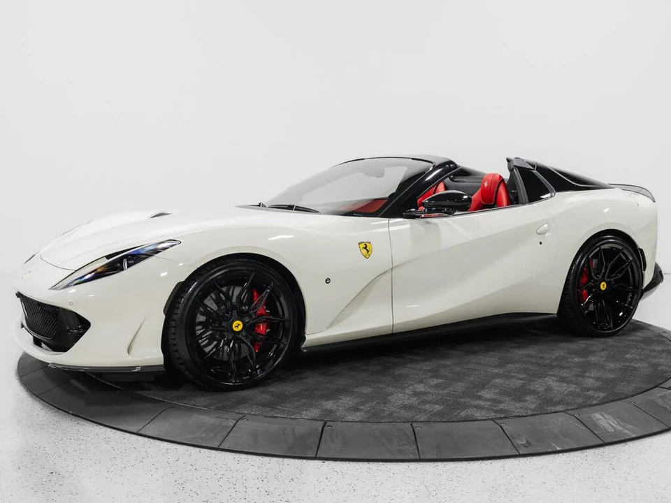 2023 Ferrari 812 GTS - Image 3 of 31
