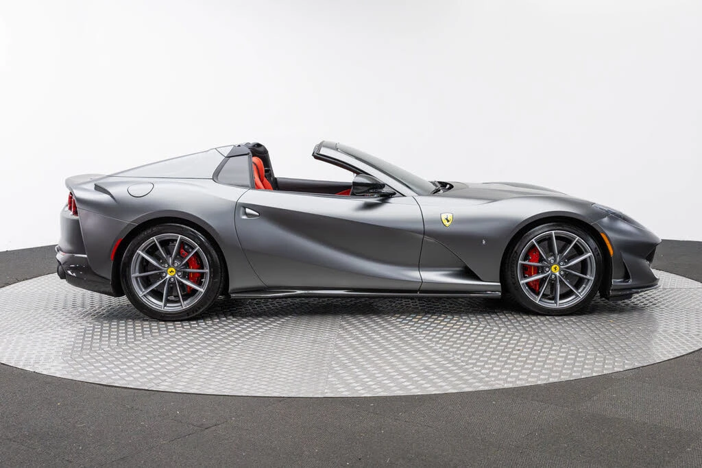 2023 Ferrari 812 GTS - Image 9 of 31