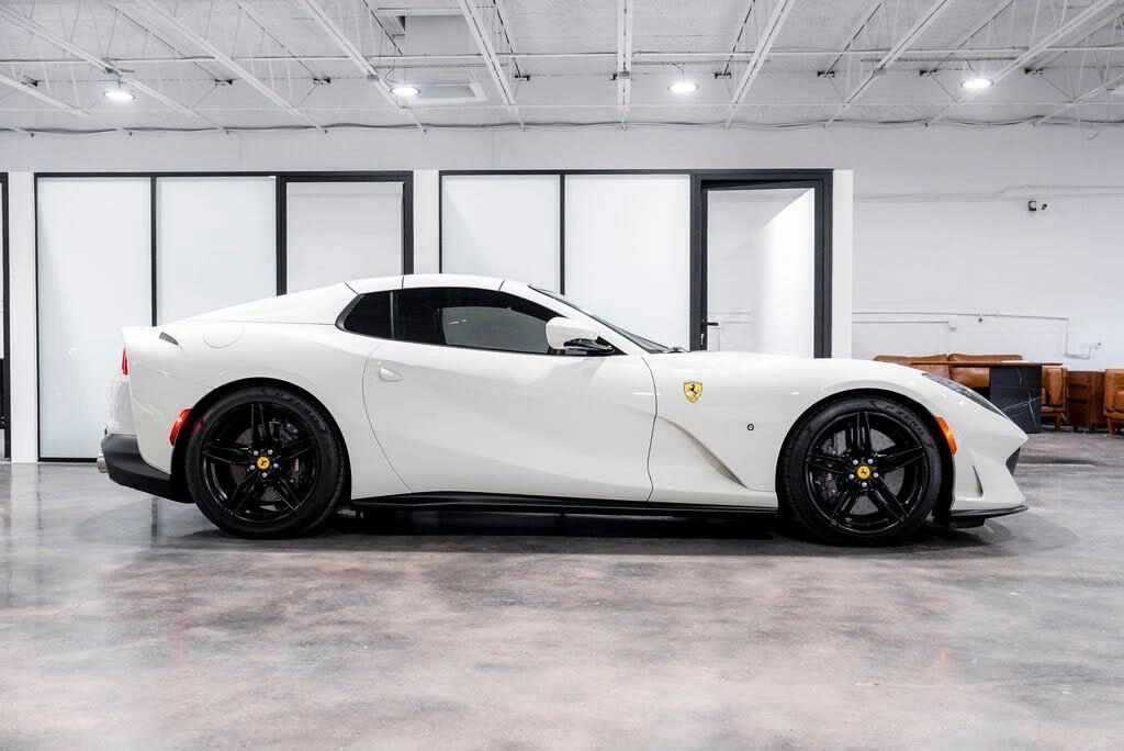2023 Ferrari 812 GTS - Image 2 of 31