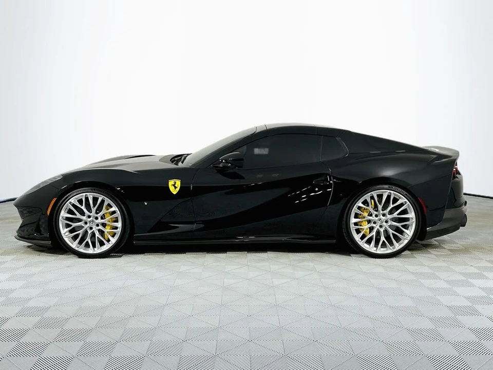 2023 Ferrari 812 GTS - Image 8 of 31