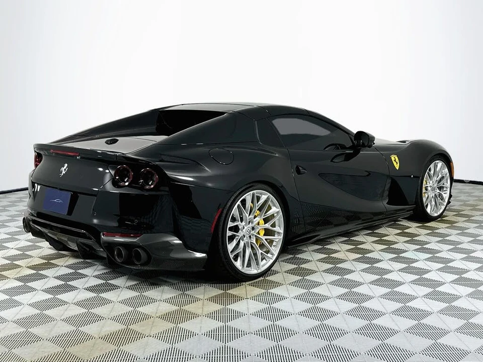 2023 Ferrari 812 GTS - Image 5 of 31