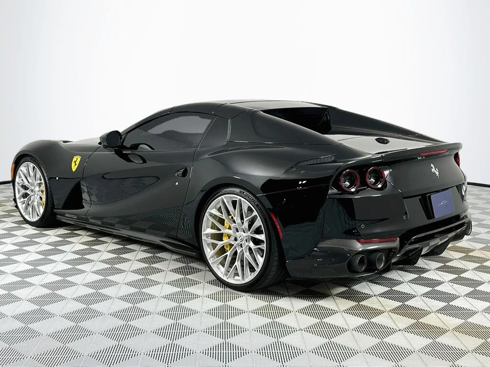 2023 Ferrari 812 GTS - Image 7 of 31