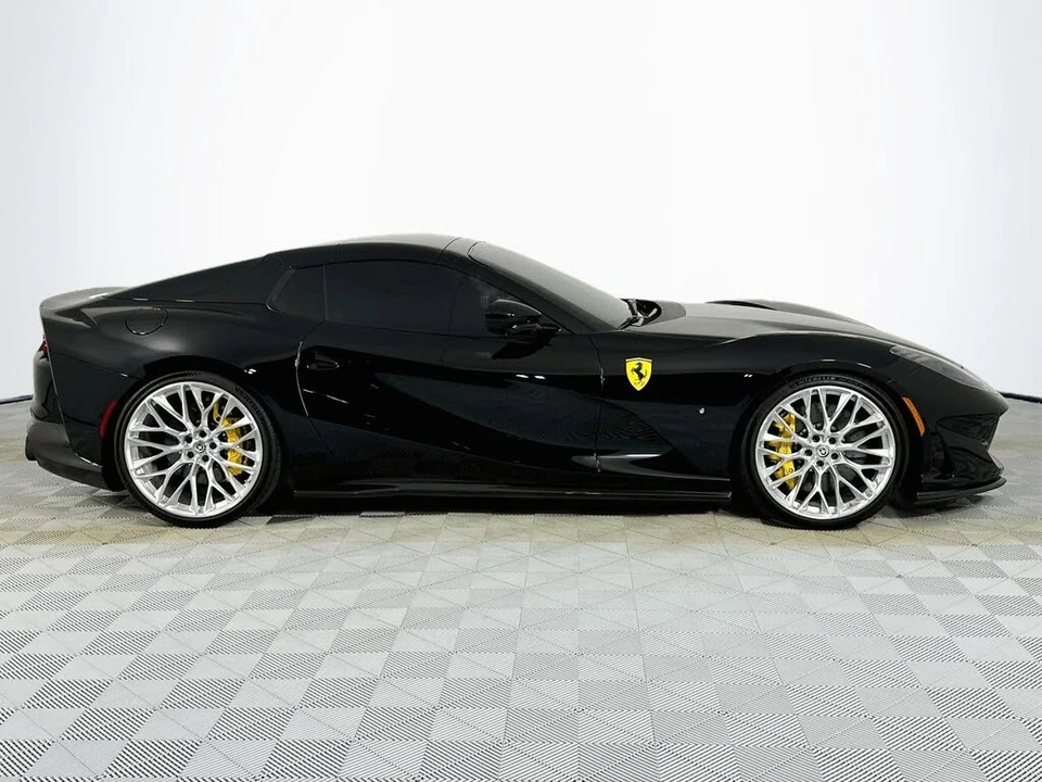 2023 Ferrari 812 GTS - Image 4 of 31