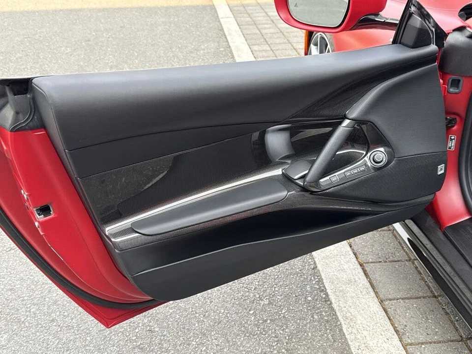 2023 Ferrari 812 GTS - Image 27 of 31