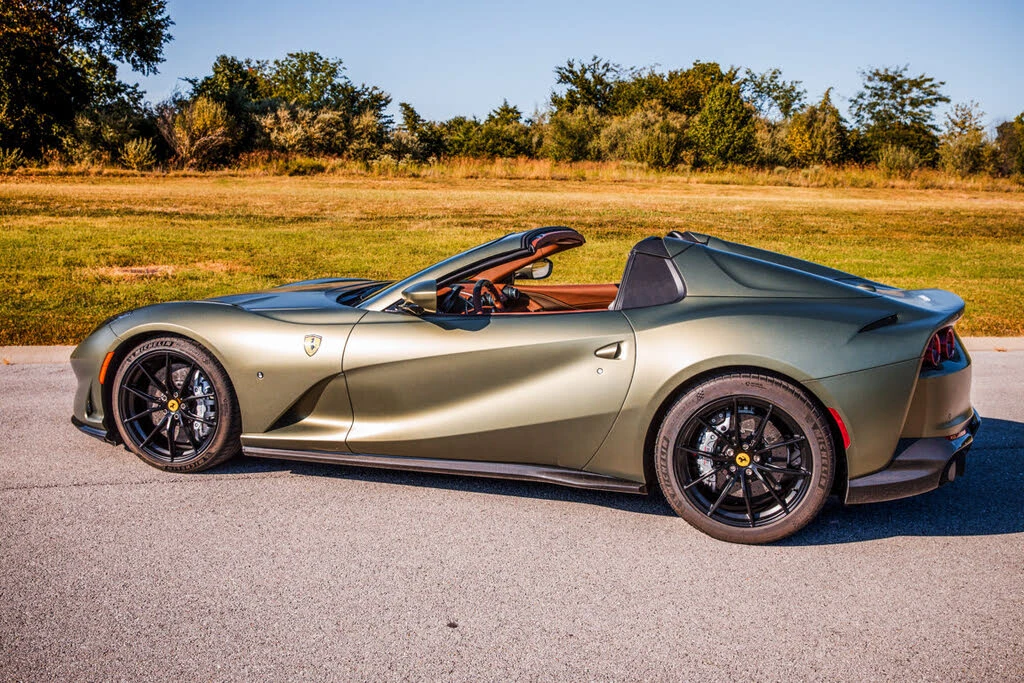 2023 Ferrari 812 GTS - Image 11 of 31