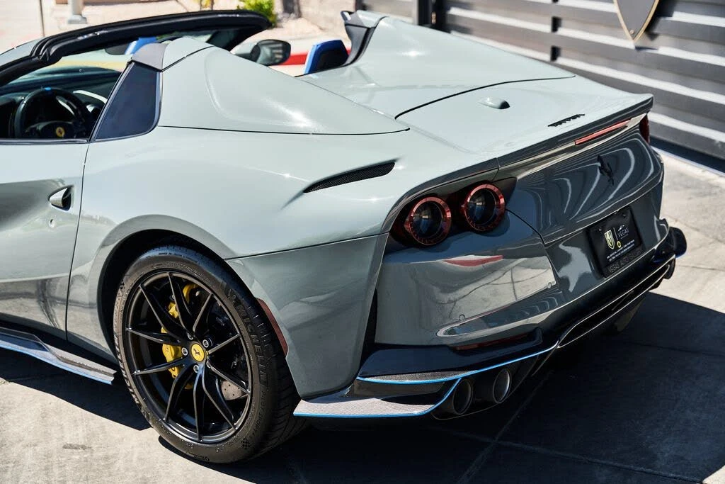 2023 Ferrari 812 GTS - Image 15 of 31
