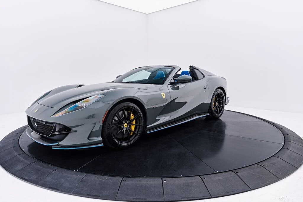 2023 Ferrari 812 GTS - Image 28 of 31