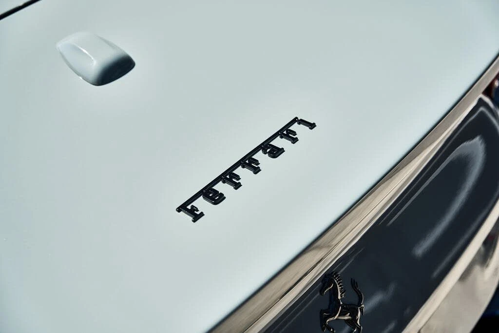 2023 Ferrari 812 GTS - Image 16 of 31