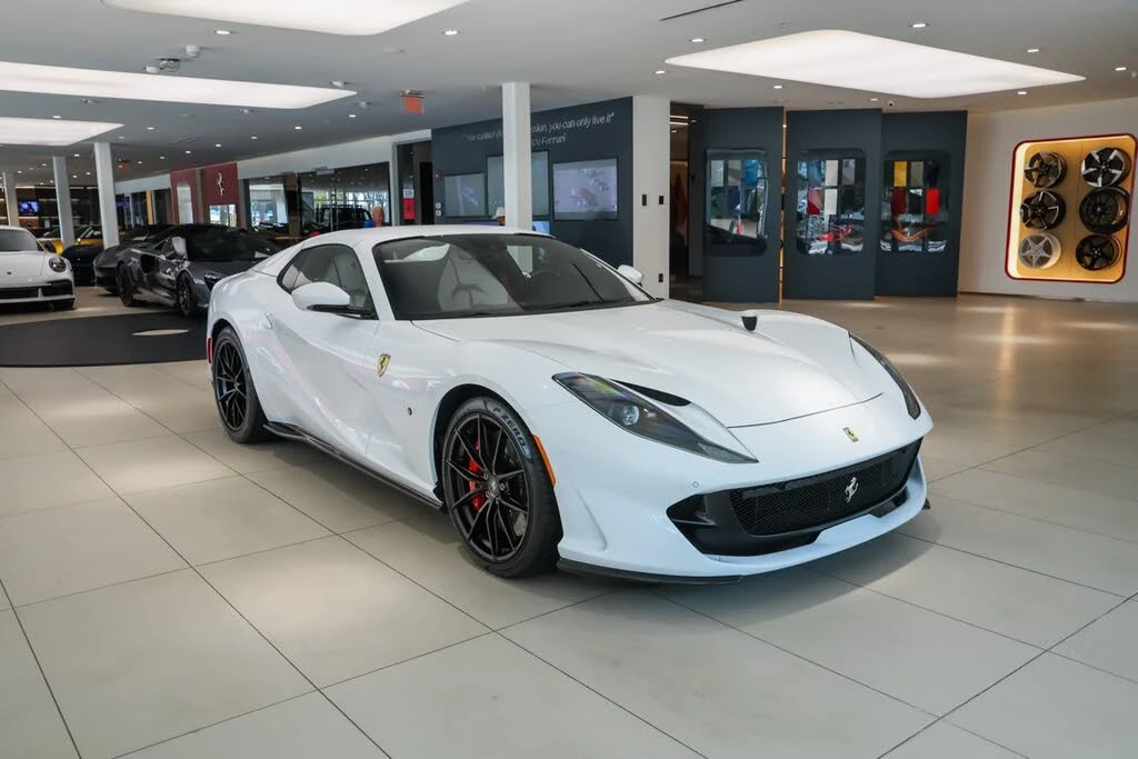 2023 Ferrari 812 GTS - Image 24 of 31