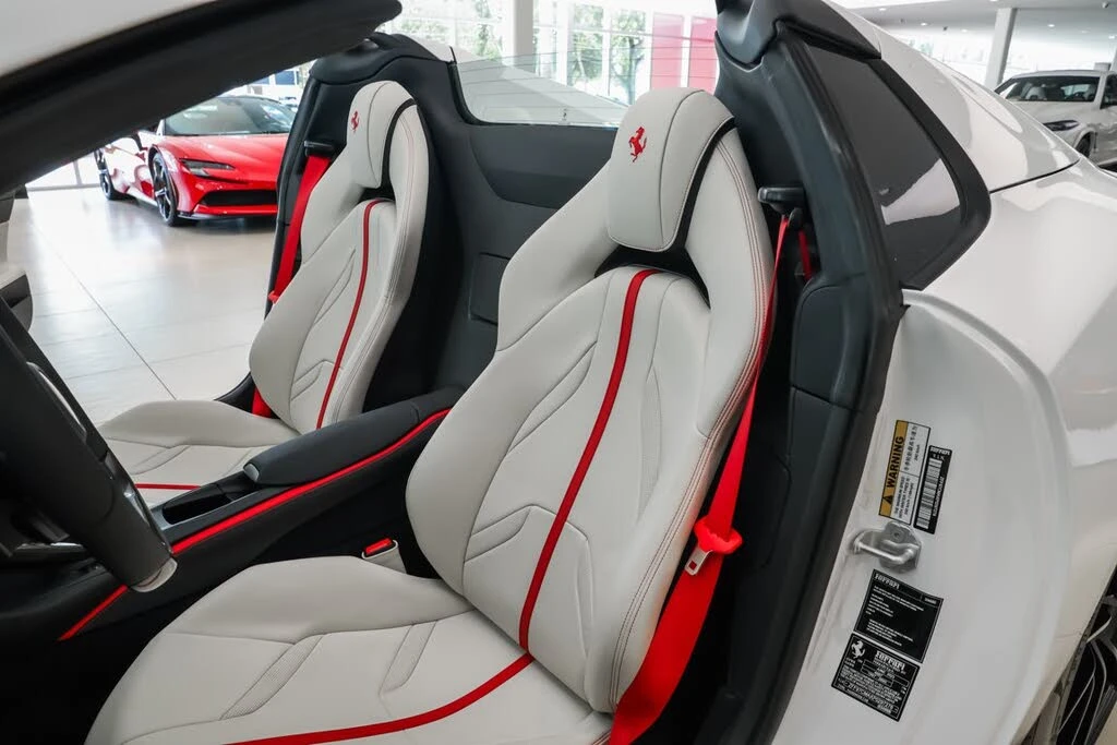 2023 Ferrari 812 GTS - Image 10 of 31