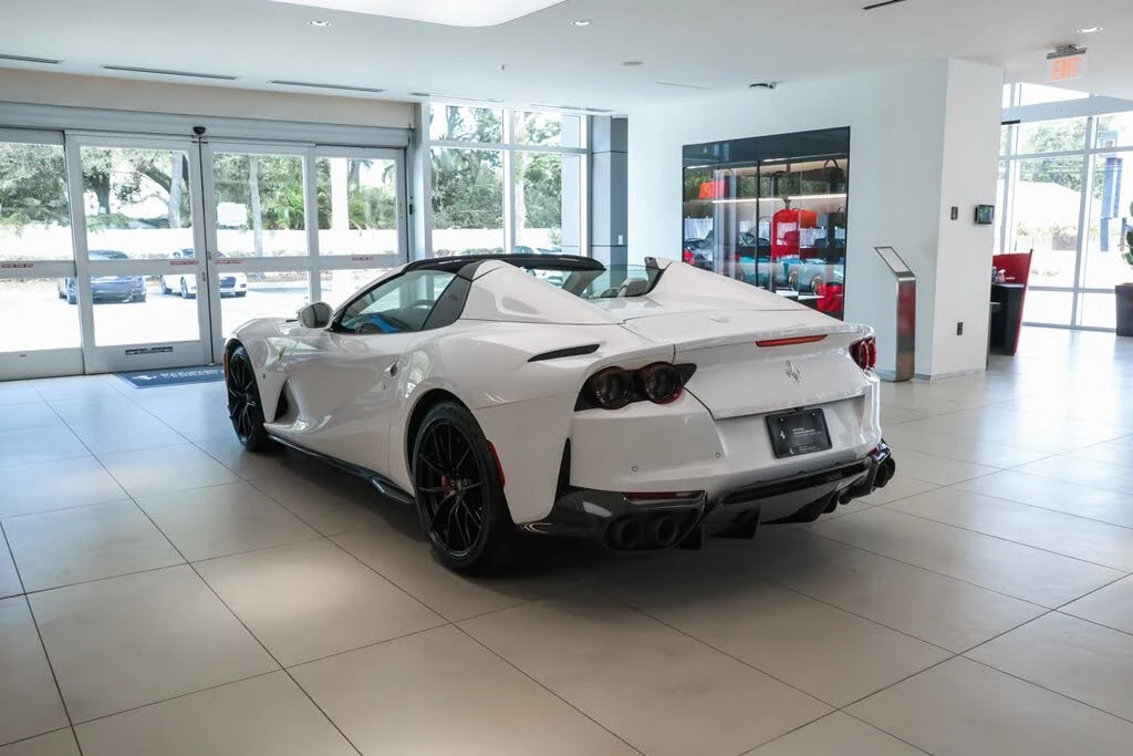 2023 Ferrari 812 GTS - Image 3 of 31