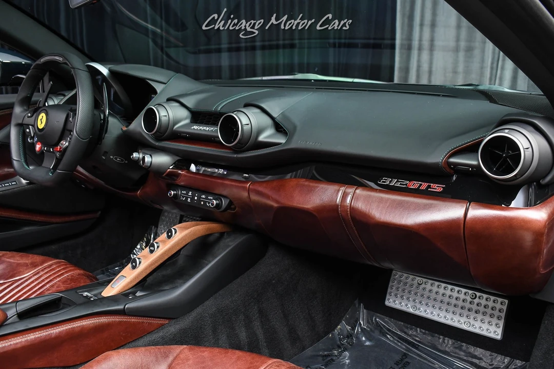 2023 Ferrari 812 GTS - Image 27 of 31