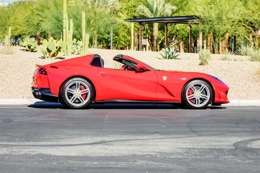 2023 Ferrari 812 GTS - Image 7 of 31