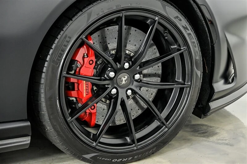 2023 Ferrari 812 GTS - Image 17 of 31