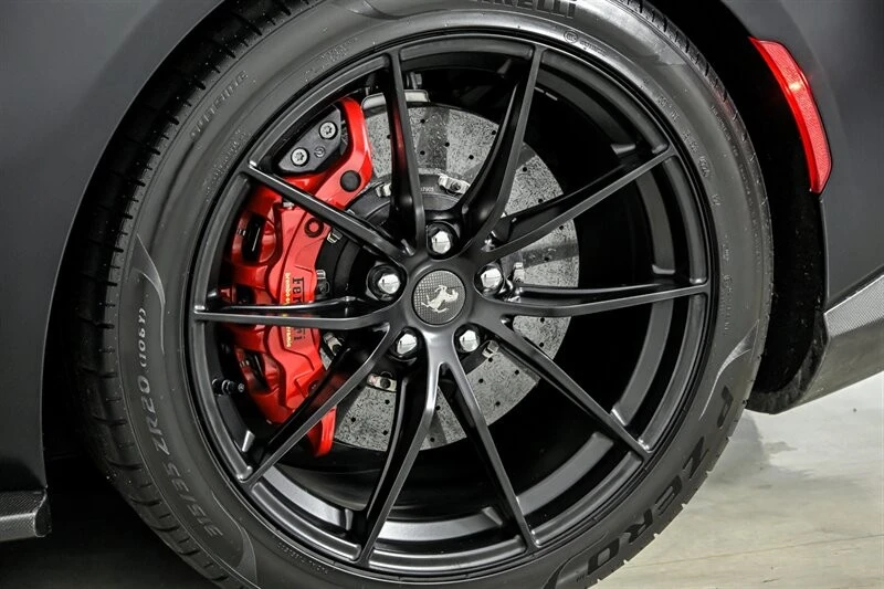 2023 Ferrari 812 GTS - Image 15 of 31