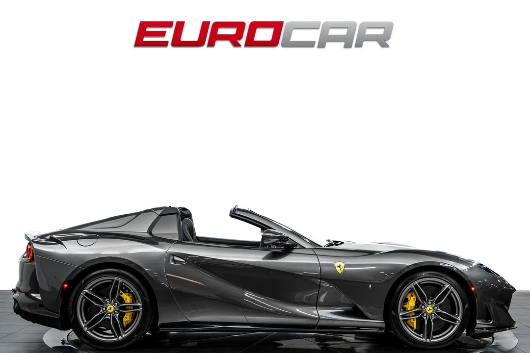 2023 Ferrari 812 GTS - Image 8 of 31