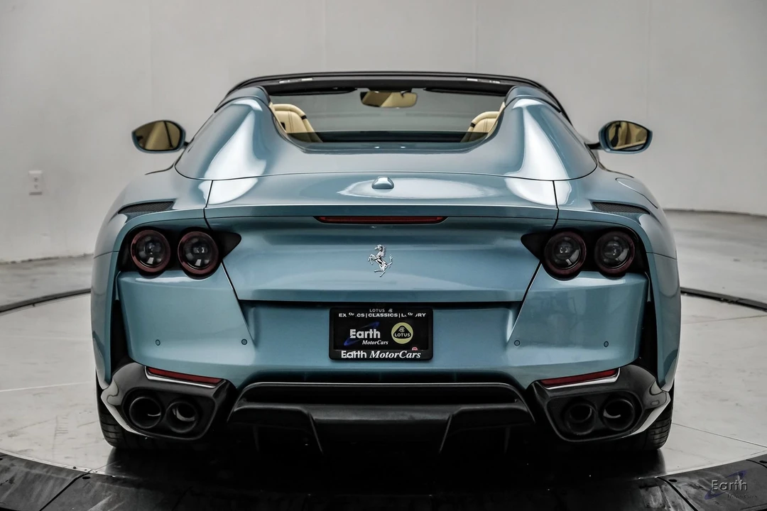 2023 Ferrari 812 GTS - Image 16 of 31