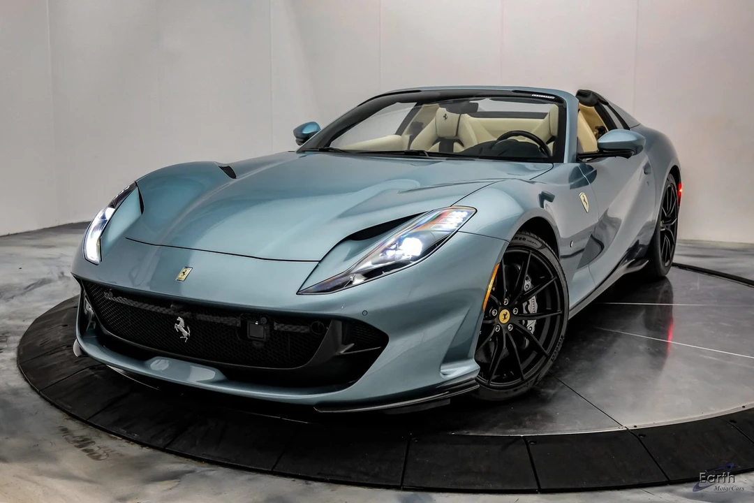 2023 Ferrari 812 GTS - Image 7 of 31