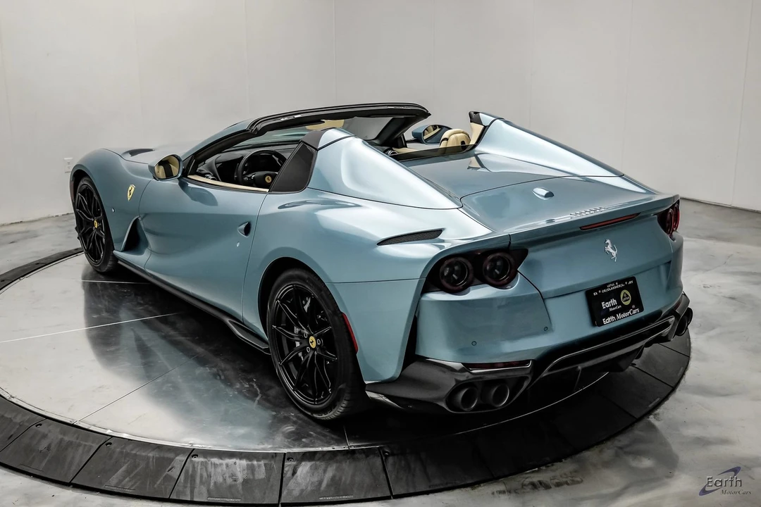 2023 Ferrari 812 GTS - Image 15 of 31