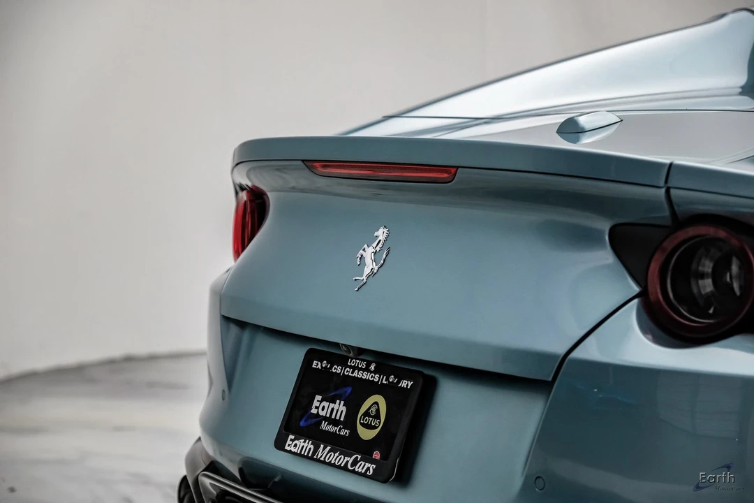 2023 Ferrari 812 GTS - Image 19 of 31