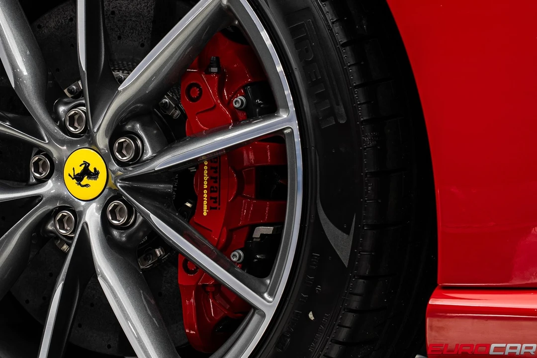2023 Ferrari 812 - Image 27 of 31