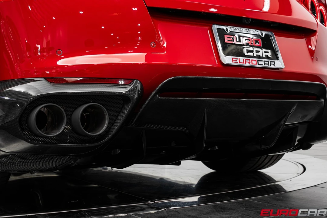 2023 Ferrari 812 - Image 24 of 31