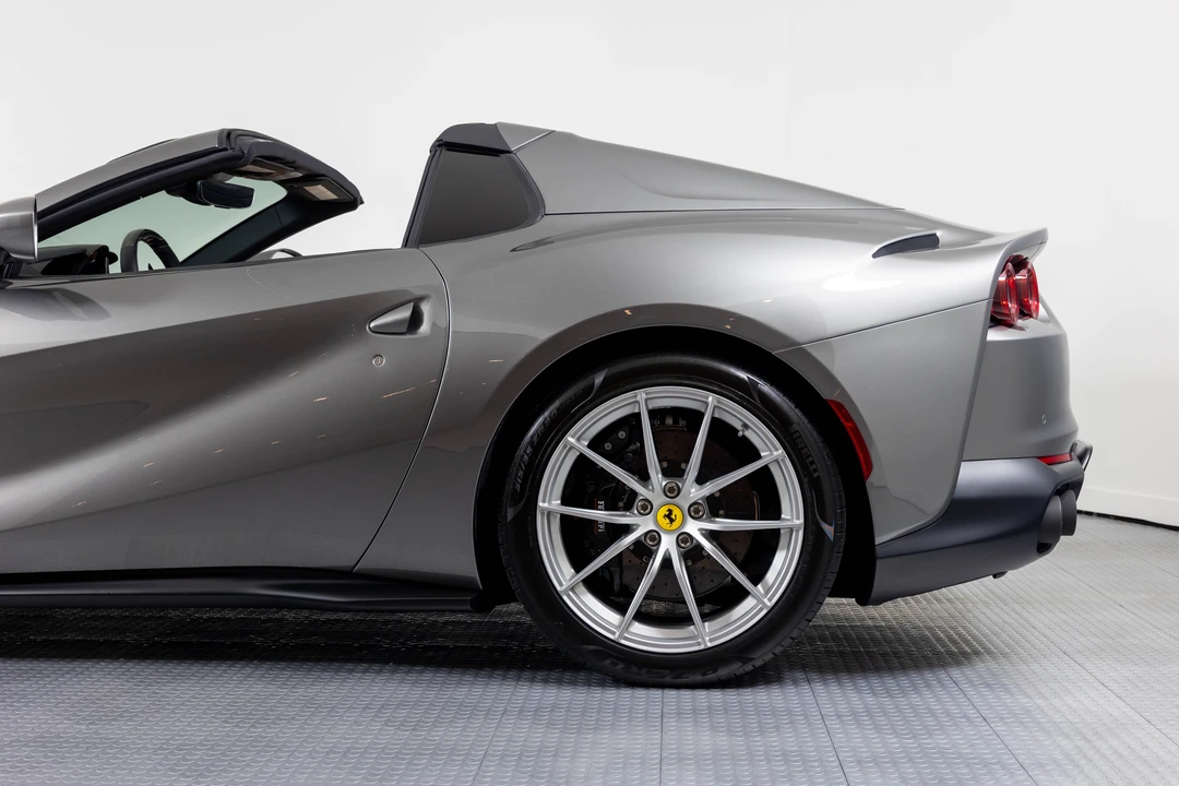 2023 Ferrari 812 GTS - Image 14 of 31