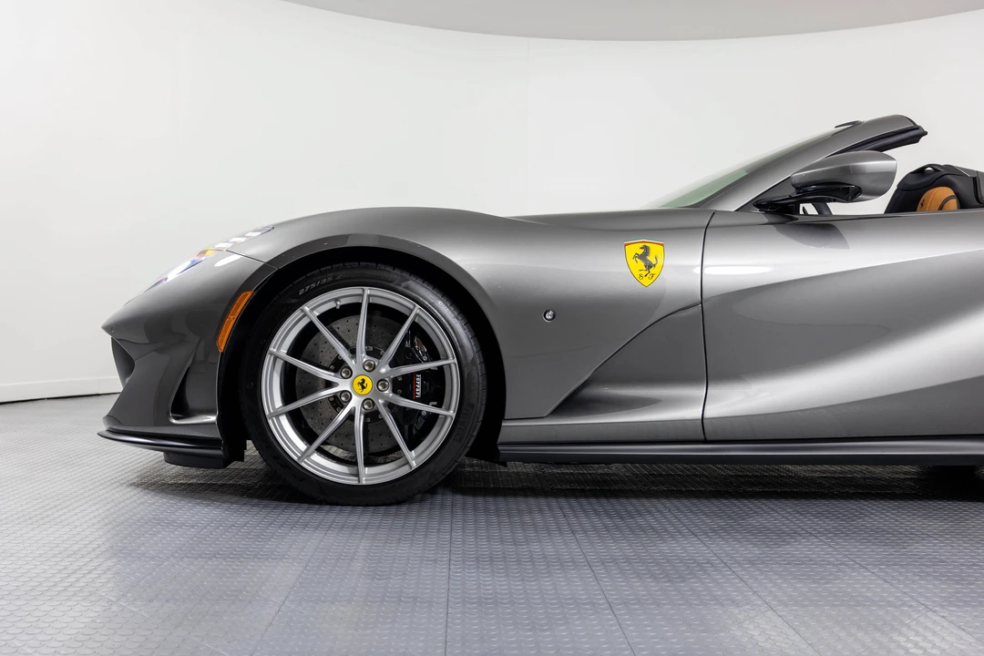 2023 Ferrari 812 GTS - Image 11 of 31