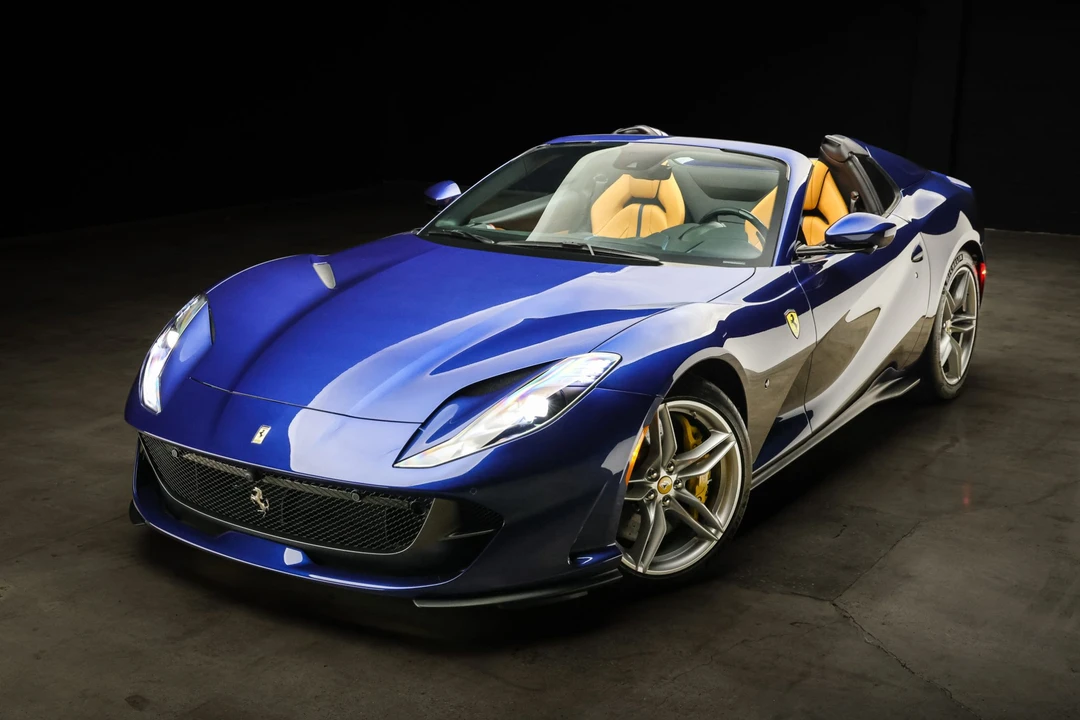 2023 Ferrari 812 GTS - Image 7 of 31