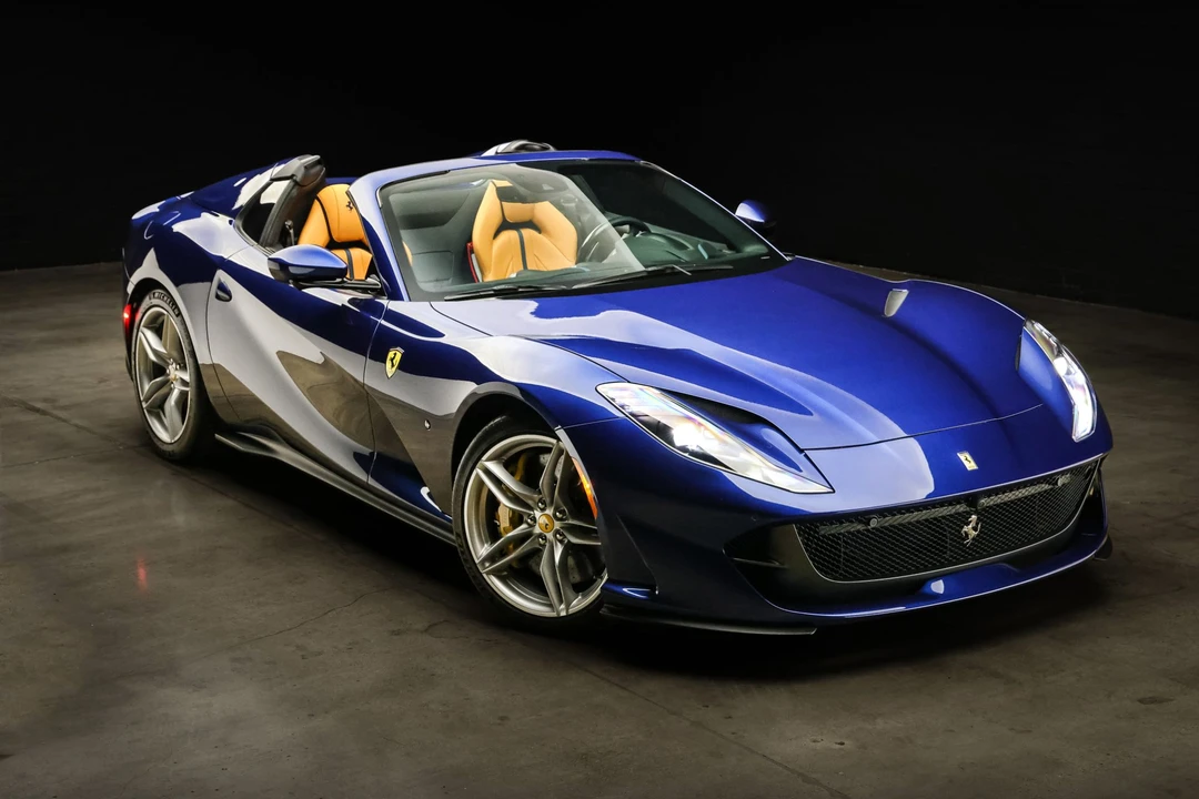 2023 Ferrari 812 GTS - Image 11 of 31