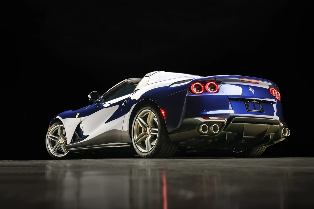 2023 Ferrari 812 GTS - Image 26 of 31