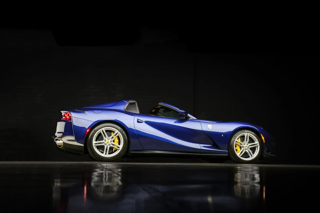 2023 Ferrari 812 GTS - Image 18 of 31