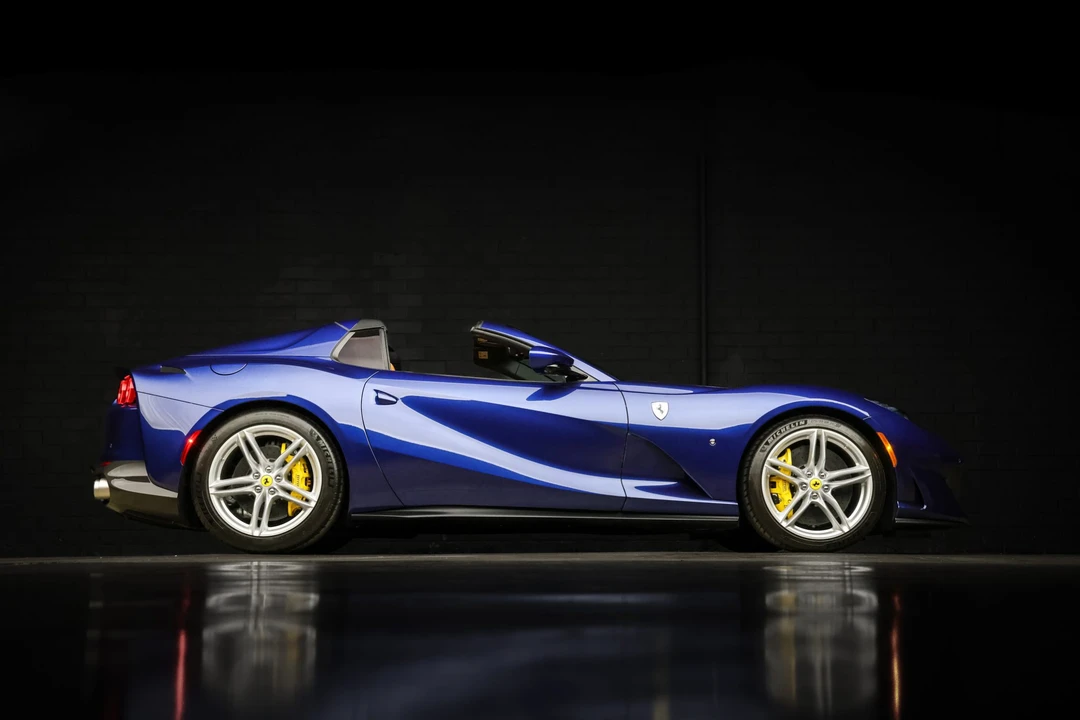 2023 Ferrari 812 GTS - Image 17 of 31