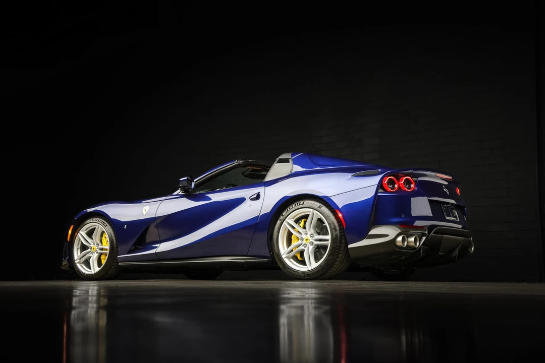 2023 Ferrari 812 GTS - Image 28 of 31