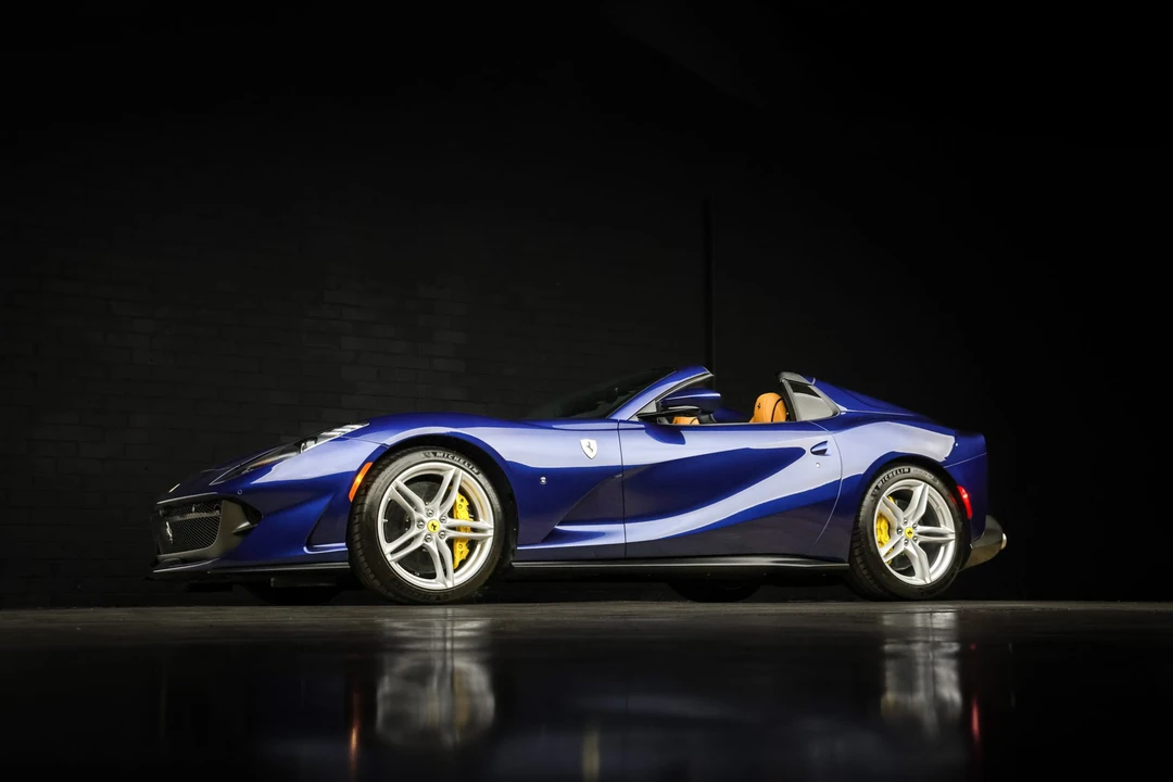 2023 Ferrari 812 GTS - Image 2 of 31