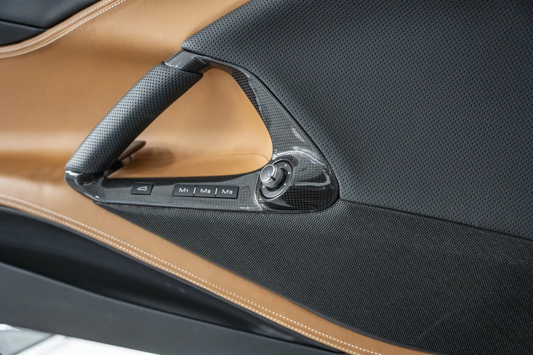 2023 Ferrari 812 GTS - Image 29 of 31