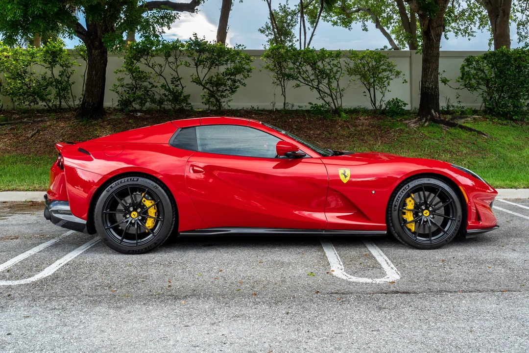 2023 Ferrari 812 GTS - Image 12 of 31
