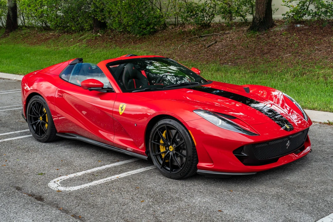 2023 Ferrari 812 GTS - Image 14 of 31