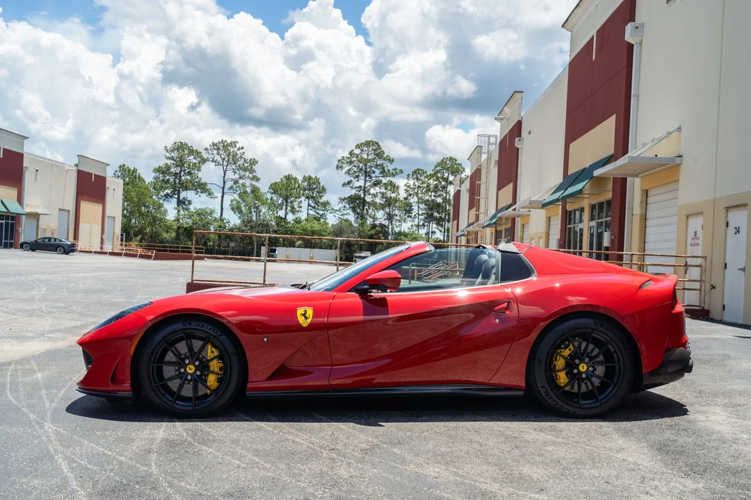 2023 Ferrari 812 GTS - Image 20 of 31