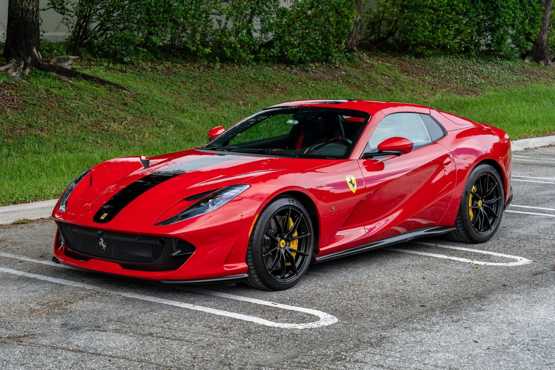 2023 Ferrari 812 GTS - Image 2 of 31