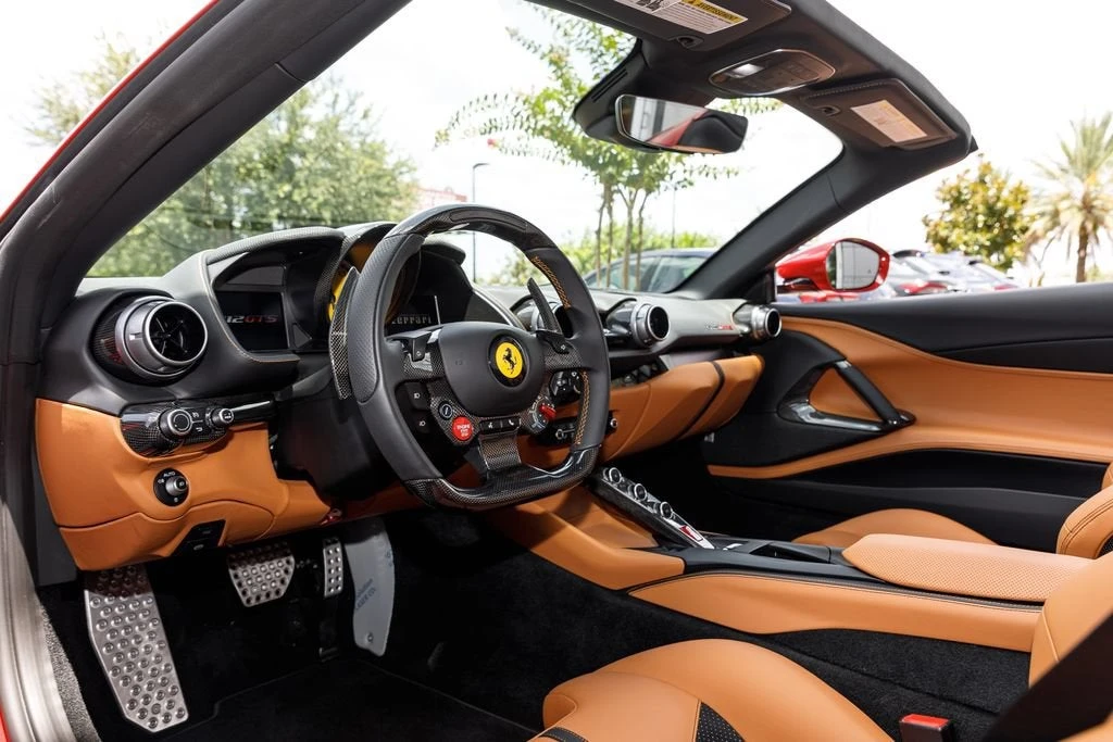 2023 Ferrari 812 GTS - Image 29 of 31